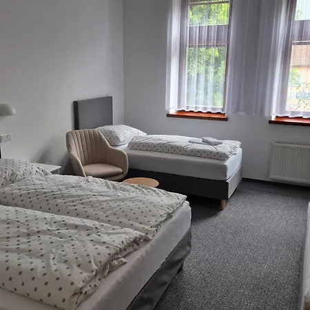 Radnice Hotel Dobrovice
